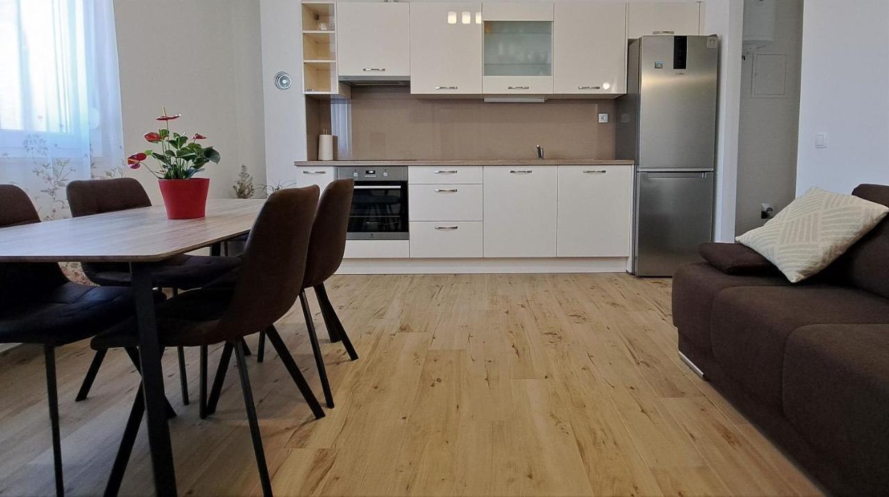 Holiday Apartman Kaštela Extérieur photo