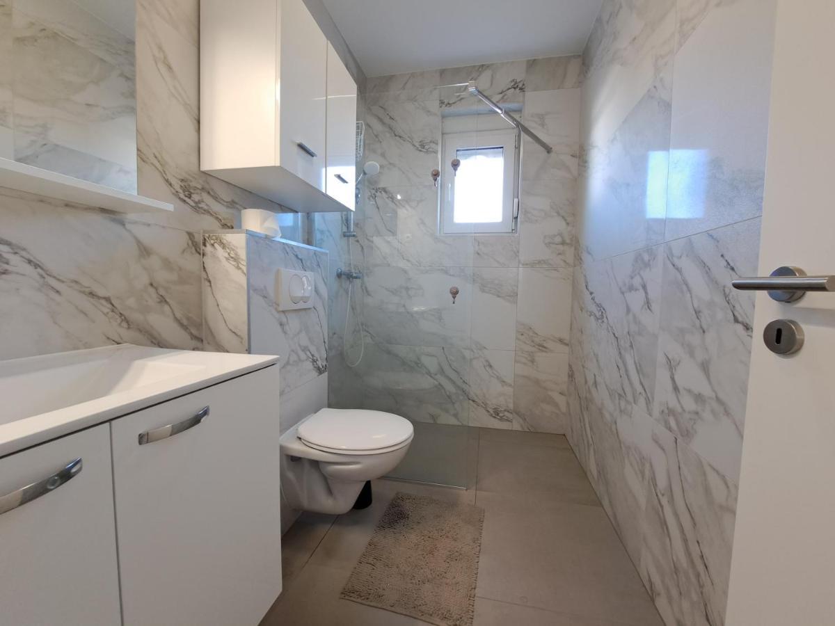 Holiday Apartman Kaštela Extérieur photo