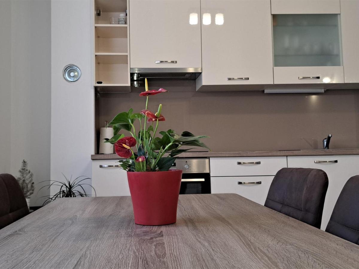 Holiday Apartman Kaštela Extérieur photo